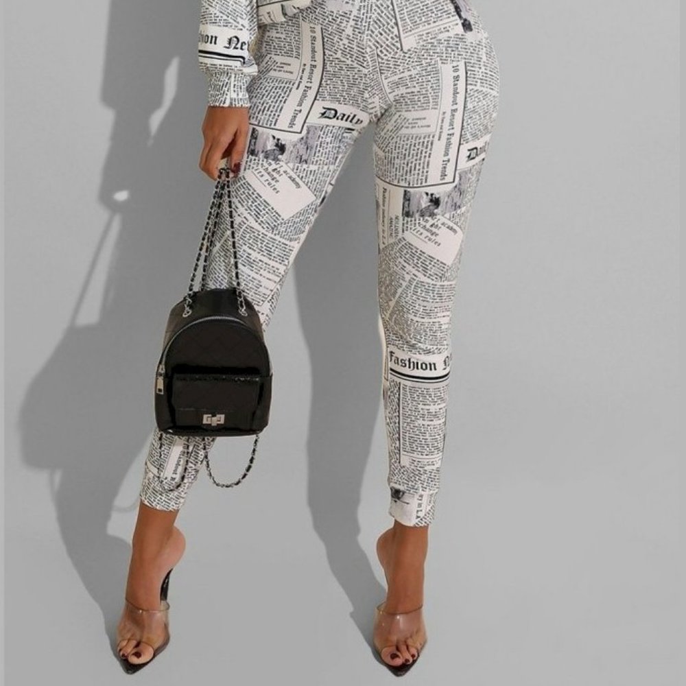 Newspaper Print Set - Pants & Top - Picture 9 of 11